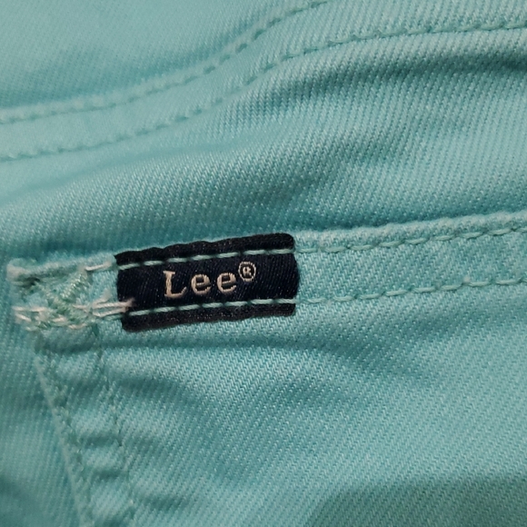 Lee Women's Turquoise Shorts Size 12 - Picture 12 of 16